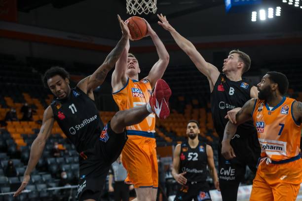 密集的防守 密集的防守